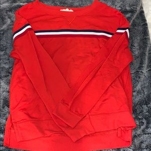 Read crewneck with blue and white accents